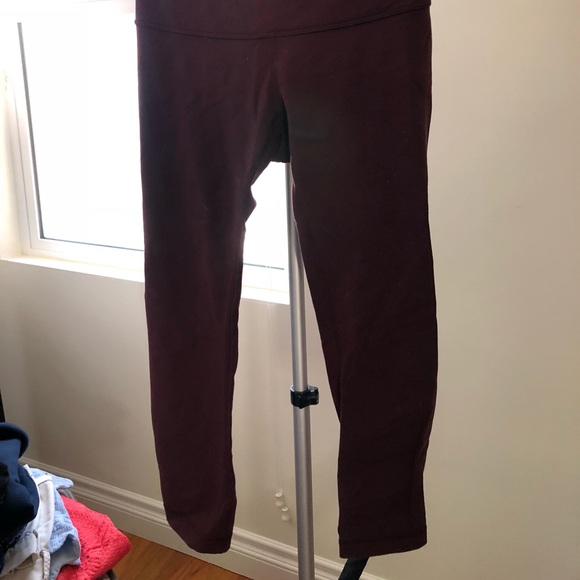 Lululemon cropped leggings - Picture 3 of 4